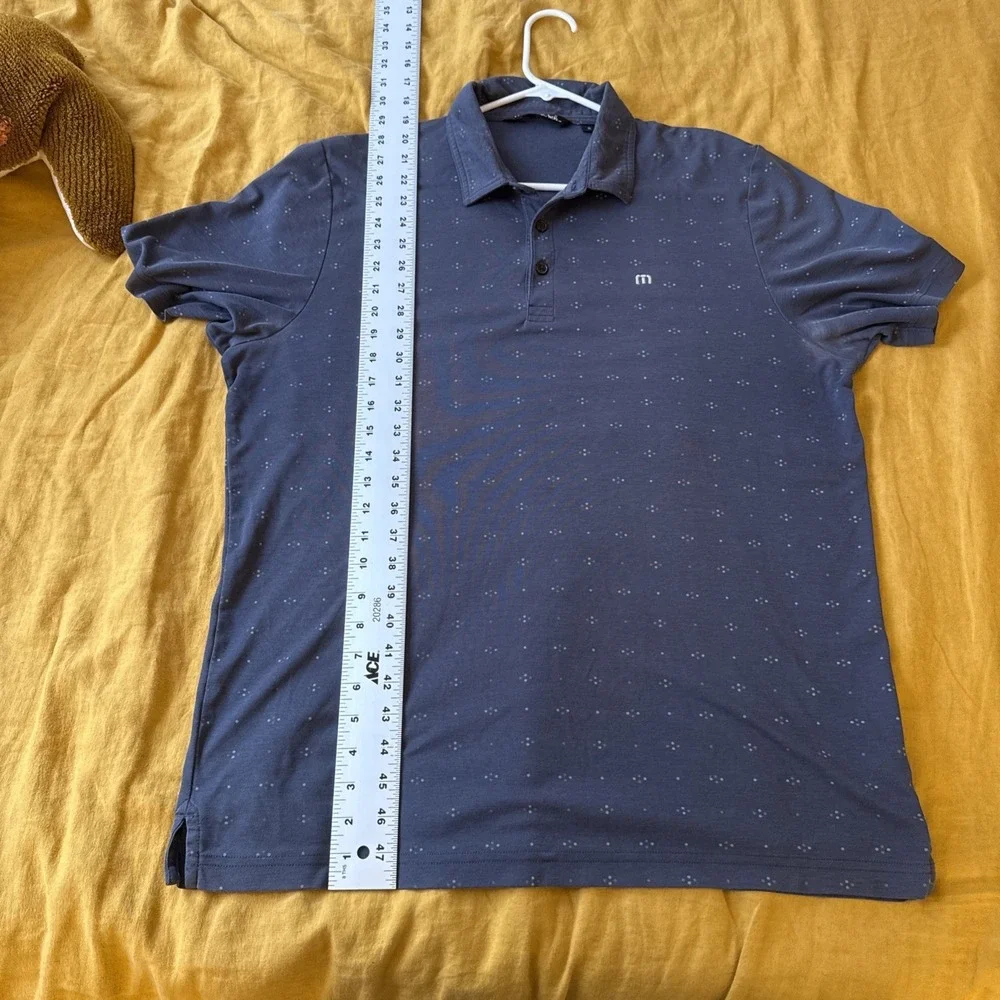 Travis Mathew Polo Shirt Mens XL Blue Pima Blend Golf Preppy Collar Armpit Stain